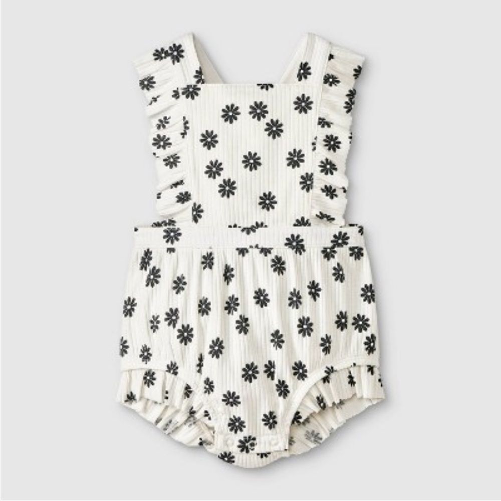 Cat & Jack Black and white Floral Baby bubble romper NWT size 18 months